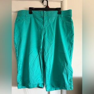 Lane Bryant Turquoise Capris
